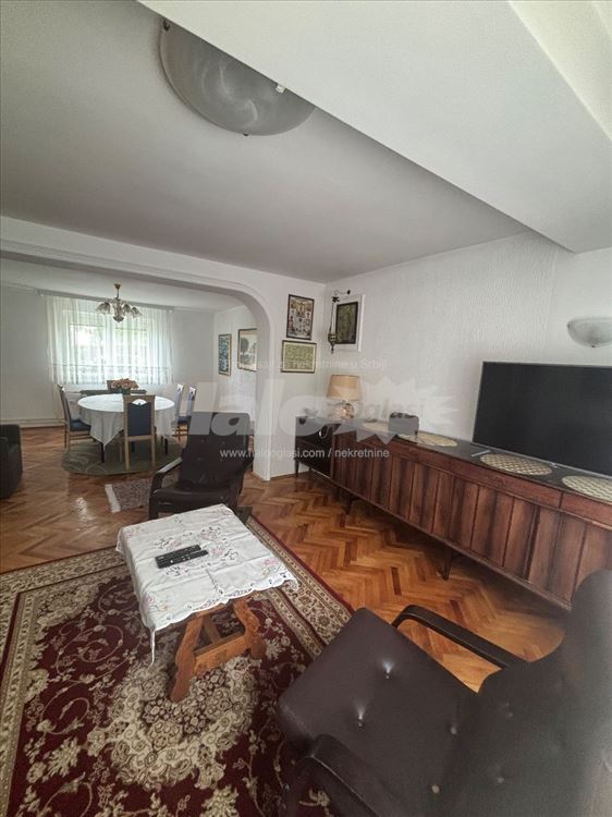 Komforan useljiv stan 70m2 na Voždovcu — 9
