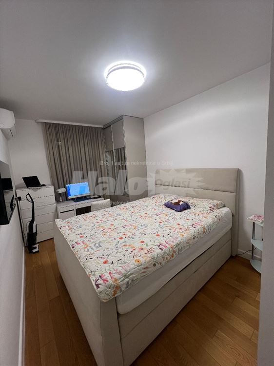 Kompleks Petica - namešten stan - garaža — 14