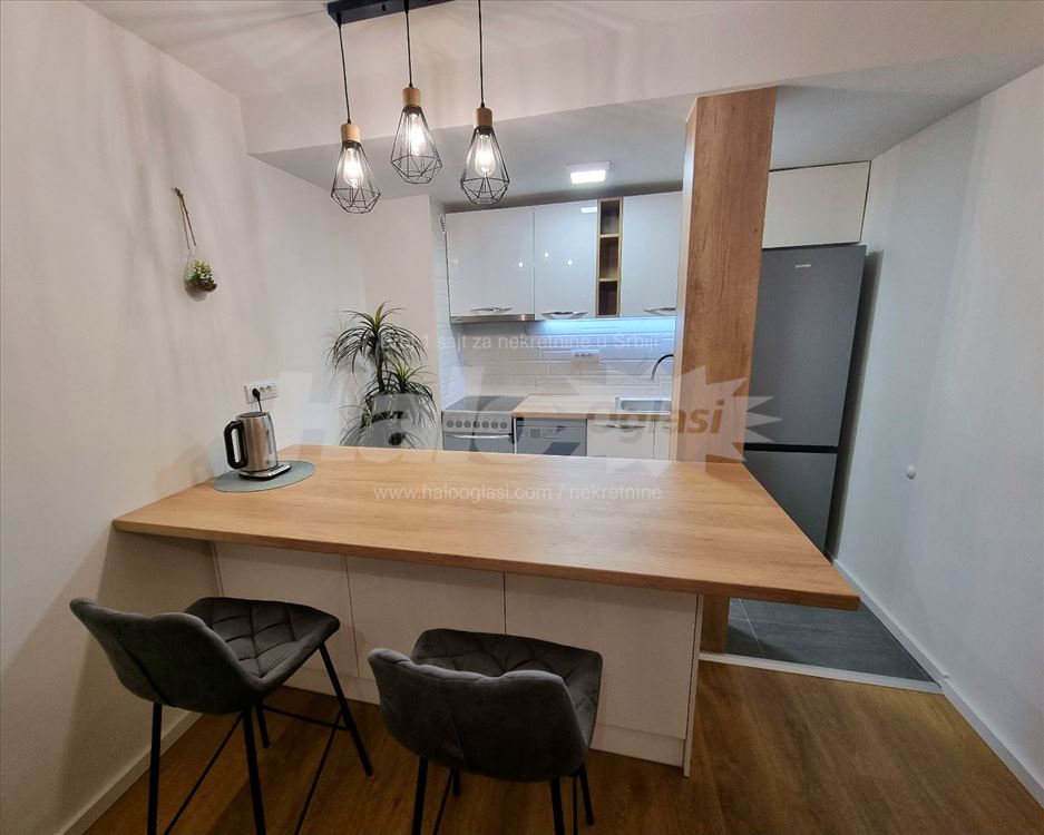 Kompletno Lux renoviran, dvosoban, Kneza Milos — 3