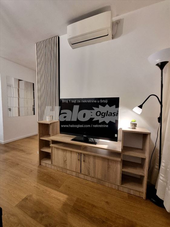 Kompletno Lux renoviran, dvosoban, Kneza Milos — 6
