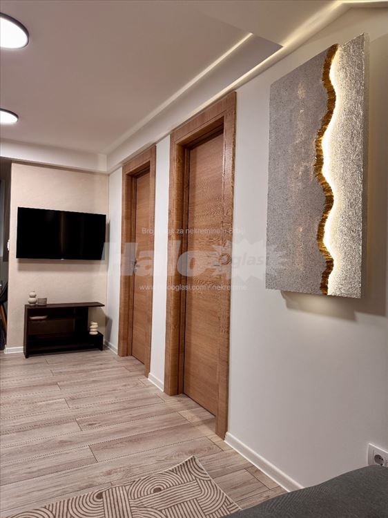 Kompletno namesten porodican stan 50m2 — 3