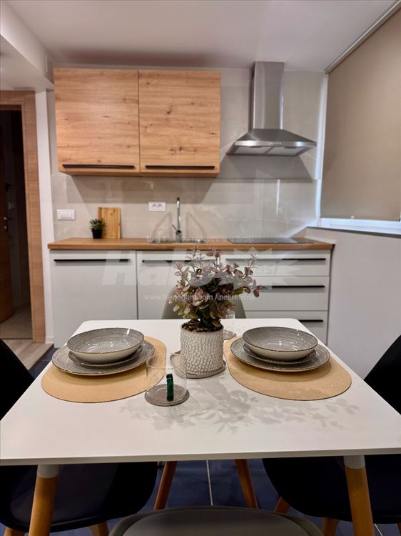 Kompletno namesten porodican stan 50m2 — 8