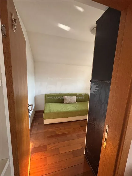 Kompletno namešten stan na Miljakovcu 1 — 5