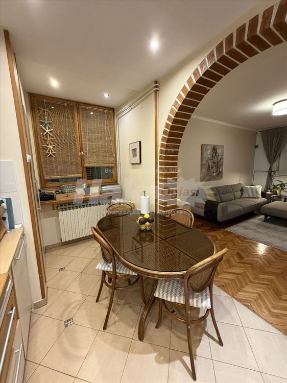 Kompletno nameštan, Lux, odmah useljiv — 5