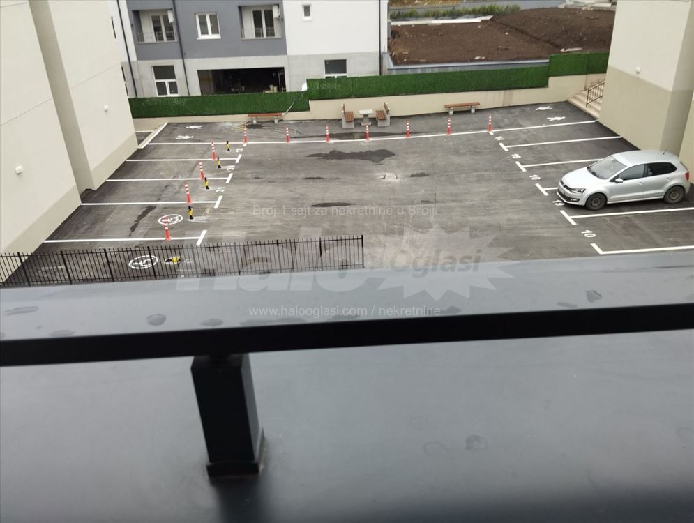 Kompletno namešten, nov, 1.5 stan, 38m2, parking — 10