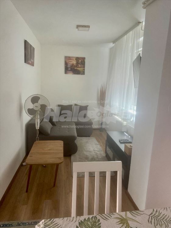 Kompletno namešten stan,Super lokacija,Beli karton — 3