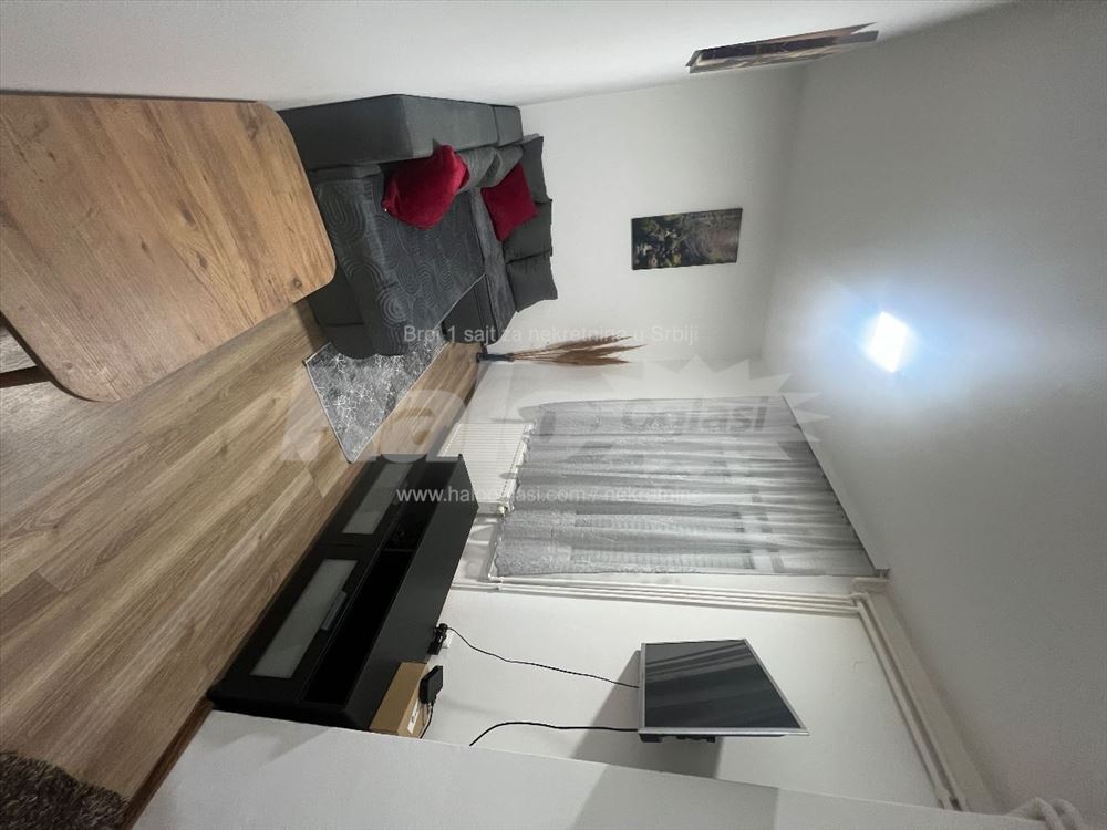 Kompletno namešten stan,Super lokacija,Beli karton — 14