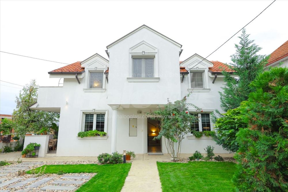 Kompletno nameštena kuća, 150m2,Zvezdara — 4