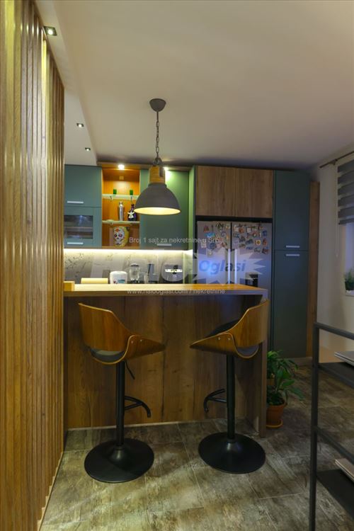 Kompletno nameštena kuća, 150m2,Zvezdara — 8