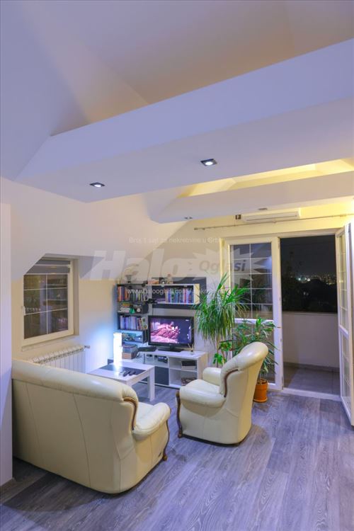 Kompletno nameštena kuća, 150m2,Zvezdara — 15
