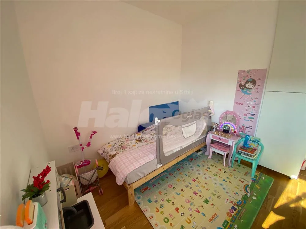 Kompletno opremljen 104m2 vazdušna oaza Vidikovac — 4