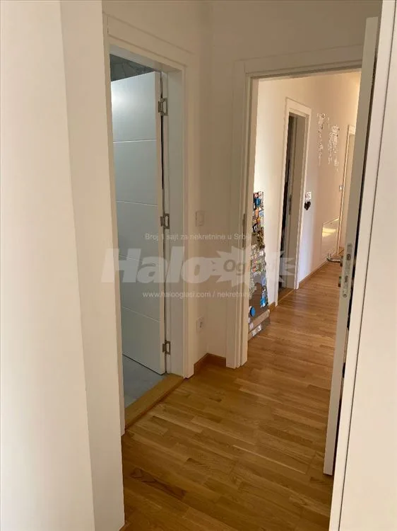 Kompletno opremljen 104m2 vazdušna oaza Vidikovac — 9