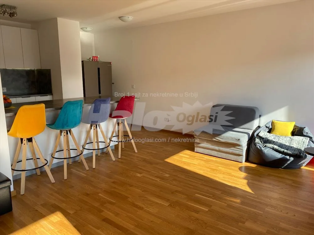 Kompletno opremljen 104m2 vazdušna oaza Vidikovac — 13