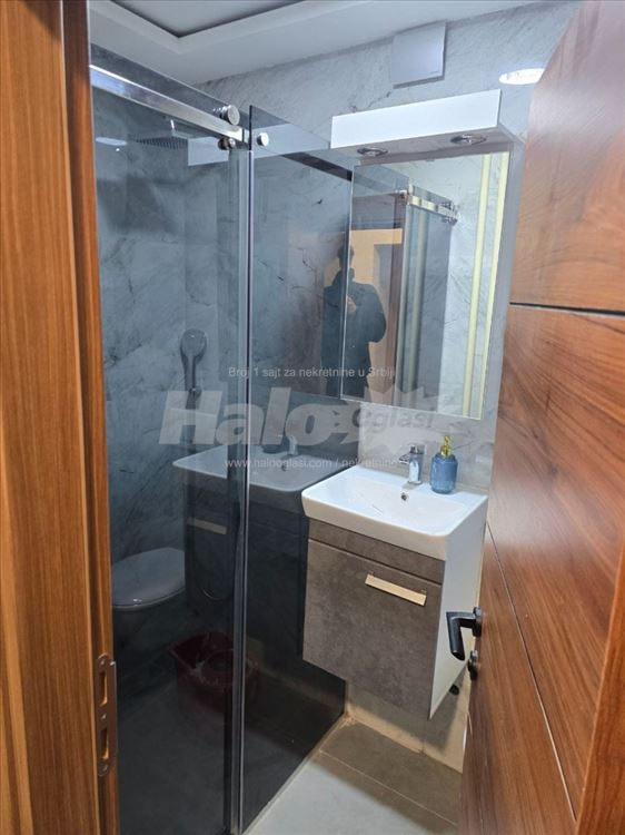Kompletno opremljen LUX stan 40m2 + terasa — 4