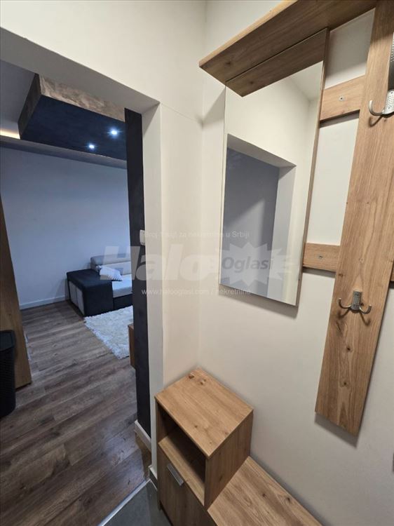 Kompletno opremljen LUX stan 40m2 + terasa — 8