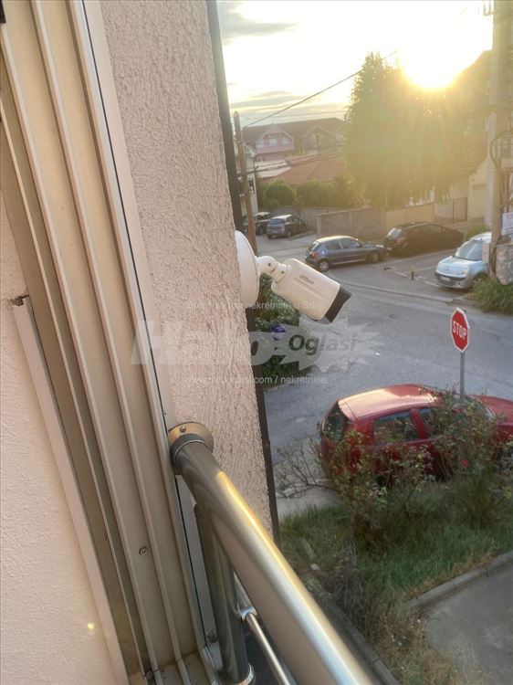 Kompletno opremljen stan, Ledine sa parking mestom — 6
