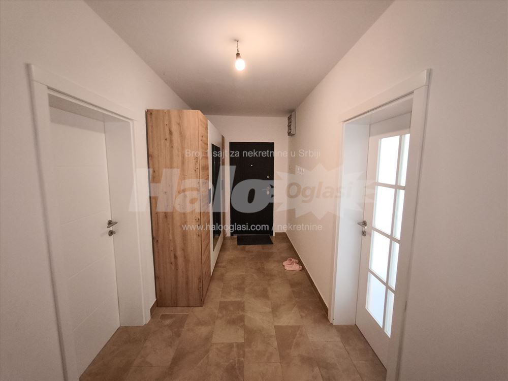 Kompletno renoviran 100m2 — 2
