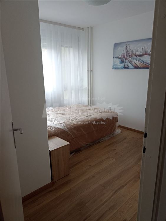 Kompletno renoviran i namešten stan od 67m2, B70 — 10