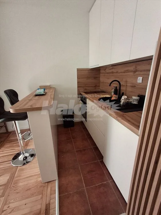 Kompletno renoviran i nov stan 0.5 Petlovo Brdo — 9