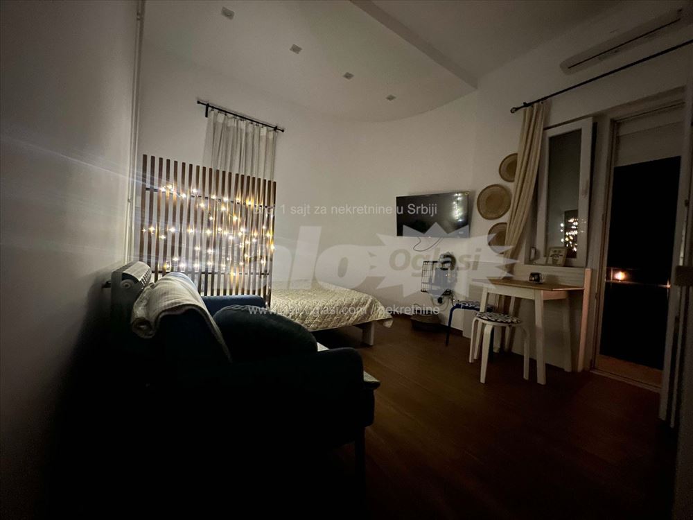 Kompletno renoviran studio u srcu Skadarlije — 15