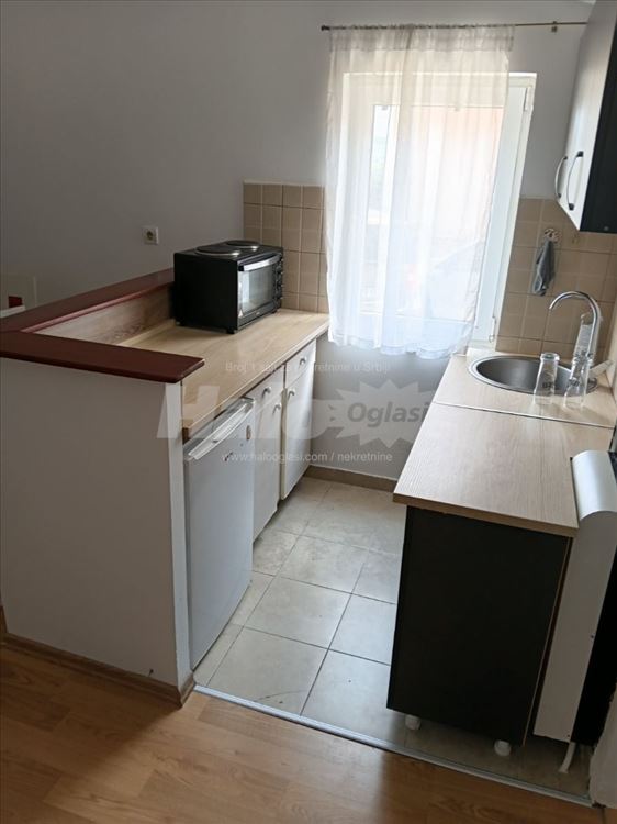 Konforan jednoiposoban stan — 2