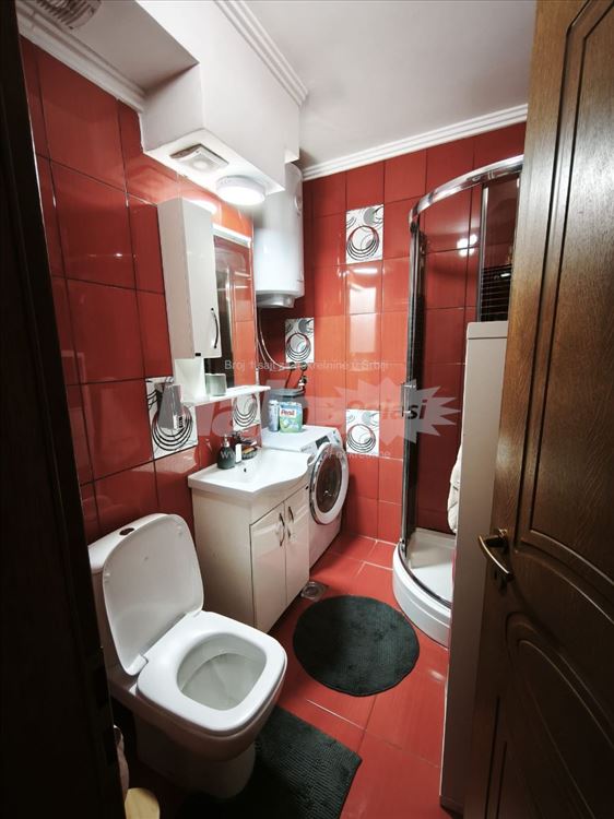 Konjarnik, stan sa pogledom na ceo grad — 8