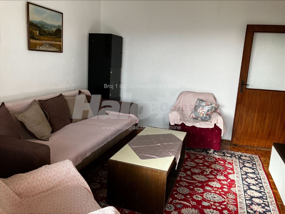 Konjarnik, ugao Ustaničke i Vojislava Ilića — 4