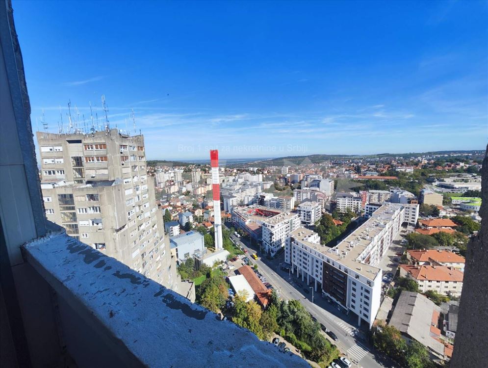 Konjarnik,Aviv-TRC, stan sa pogledom na Dunav — 2