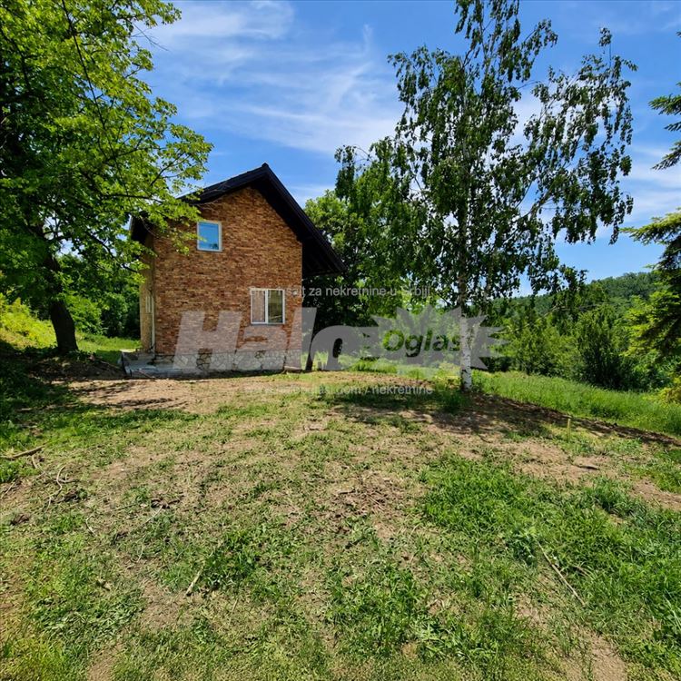 Kosmaj – kuća sa placem 17,3 ara, iznad Manastira — 2