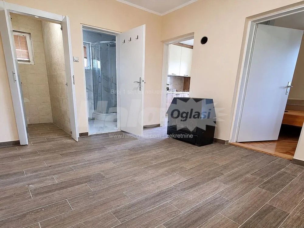 Kosmaj – kuća sa placem 17,3 ara, iznad Manastira — 10