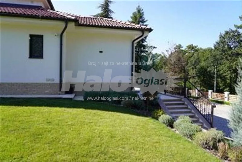 Kosmaj Lux kuća Vrh Kosmaja — 7