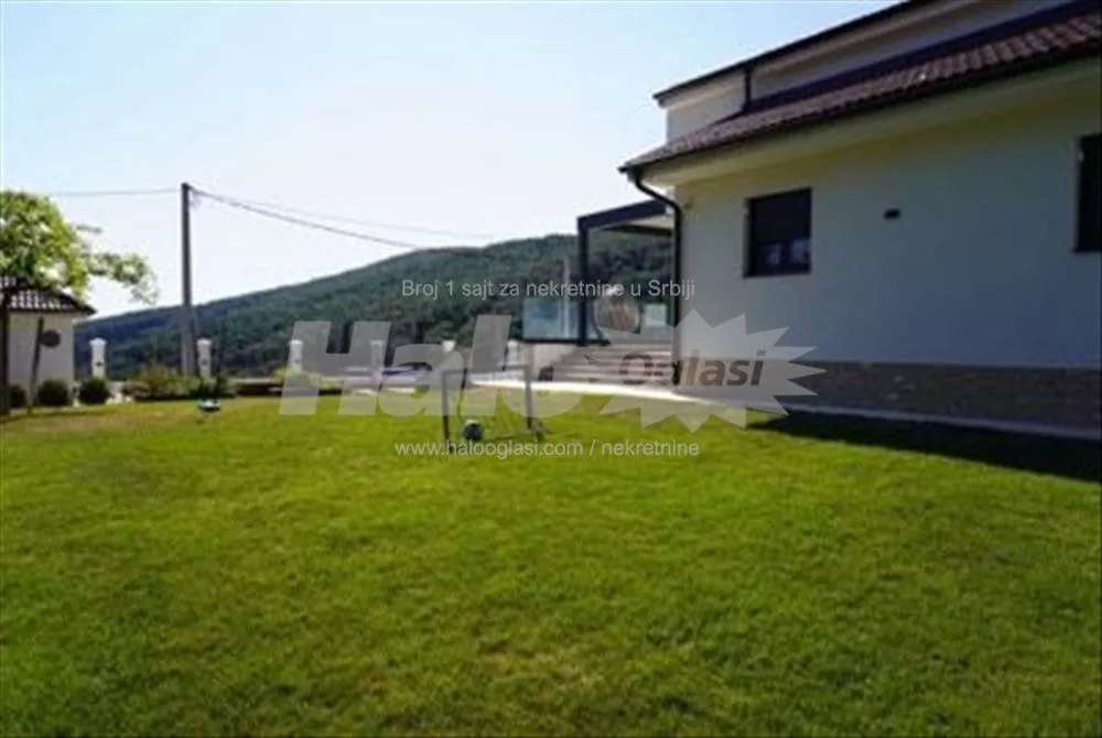 Kosmaj Lux kuća Vrh Kosmaja — 8