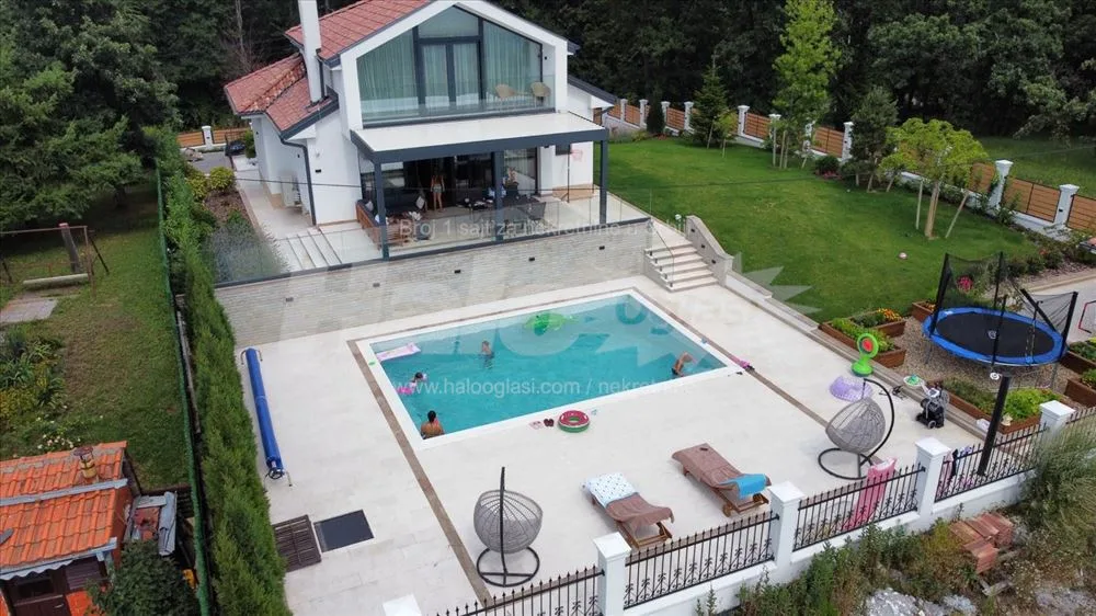 Kosmaj Lux kuća Vrh Kosmaja — 11