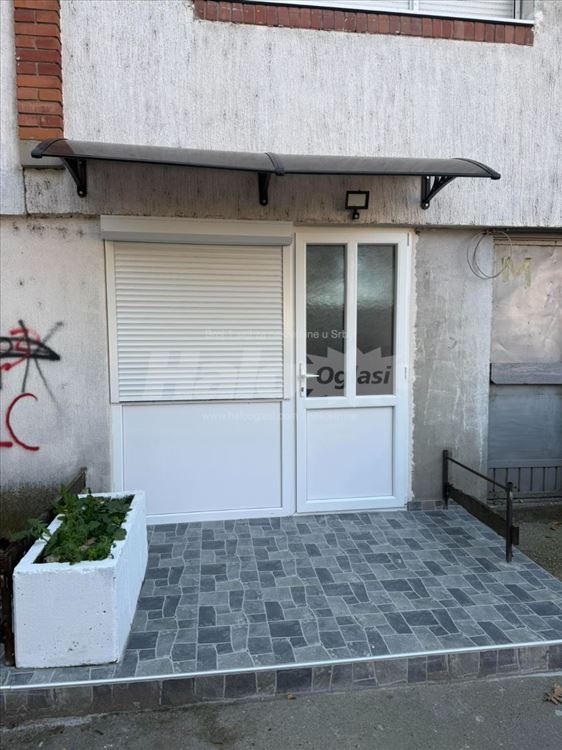 KOTEŽ Garsonjera 18m2 - bez info stan - Samo struj — 4