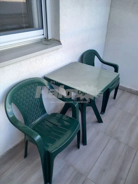 Krnjača, 1,5 ;  Namešten, odmah useljiv — 13