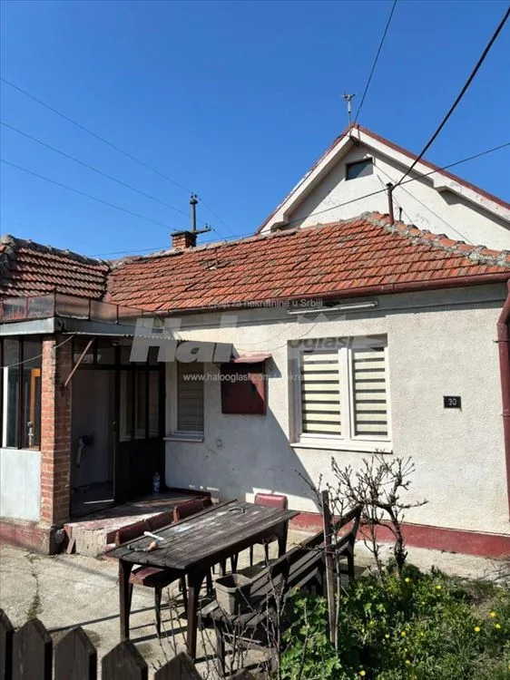 Krnjača, izdajem kuću — 3