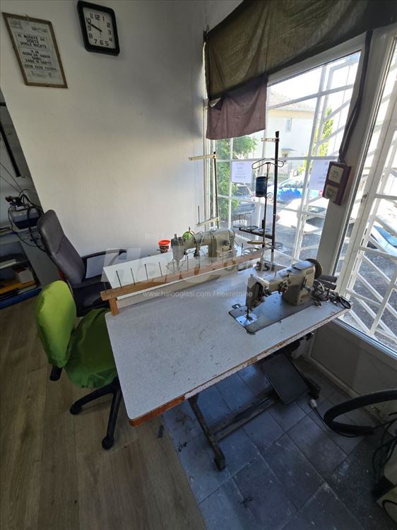 Krojački salon sa mašinama — 3
