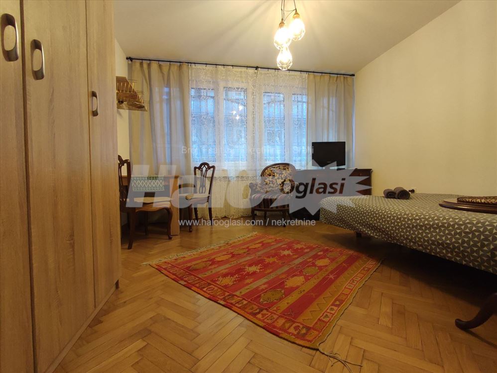 Krunska, Tašmajdan — 8