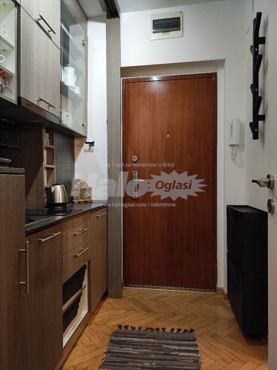 Krunska, Tašmajdan — 9