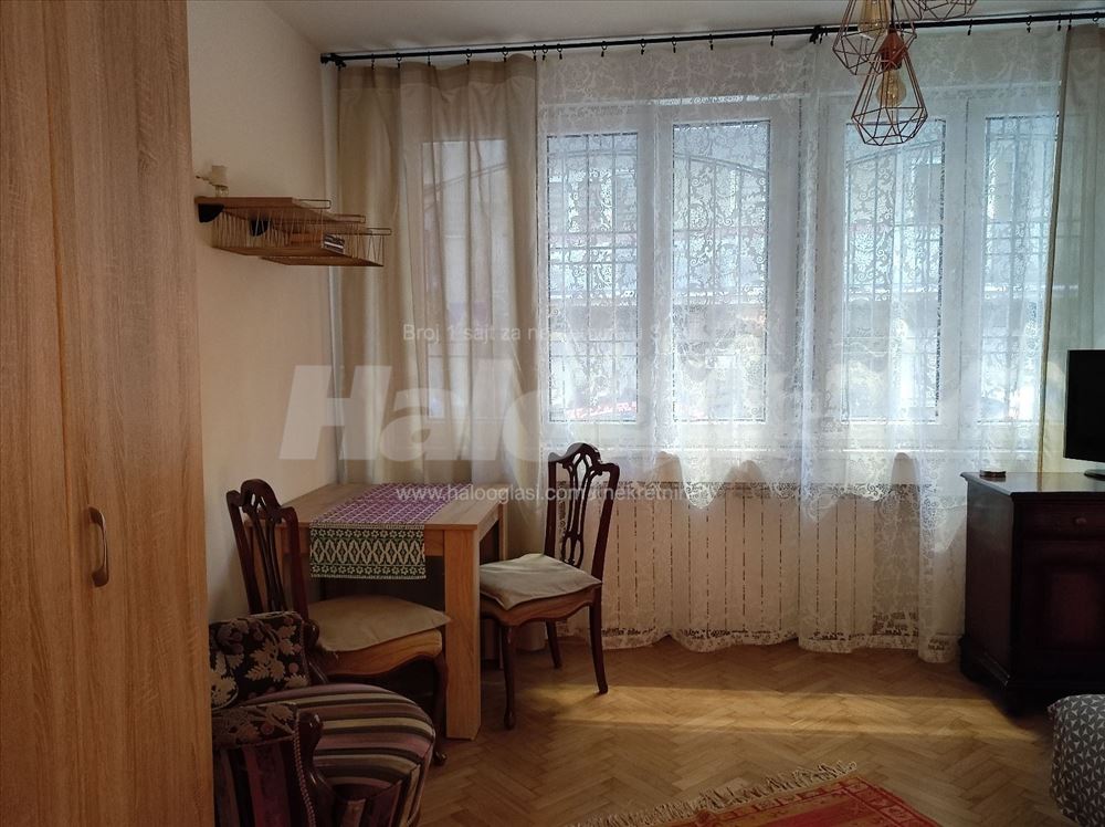 Krunska, Tašmajdan — 13