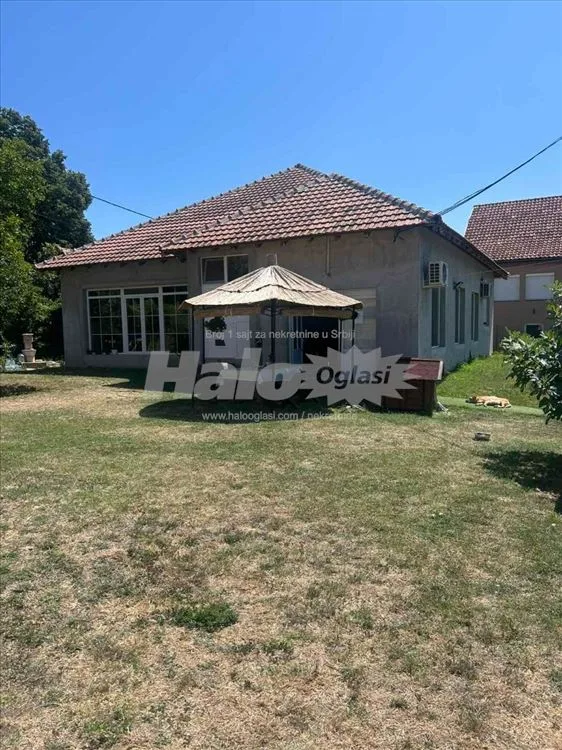 Kuća 290 m² sa poslovnim prostorom, plac 19 ari — 4