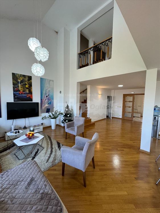 Kuća 320m² za kancelarije / kompanije / IT tim — 7
