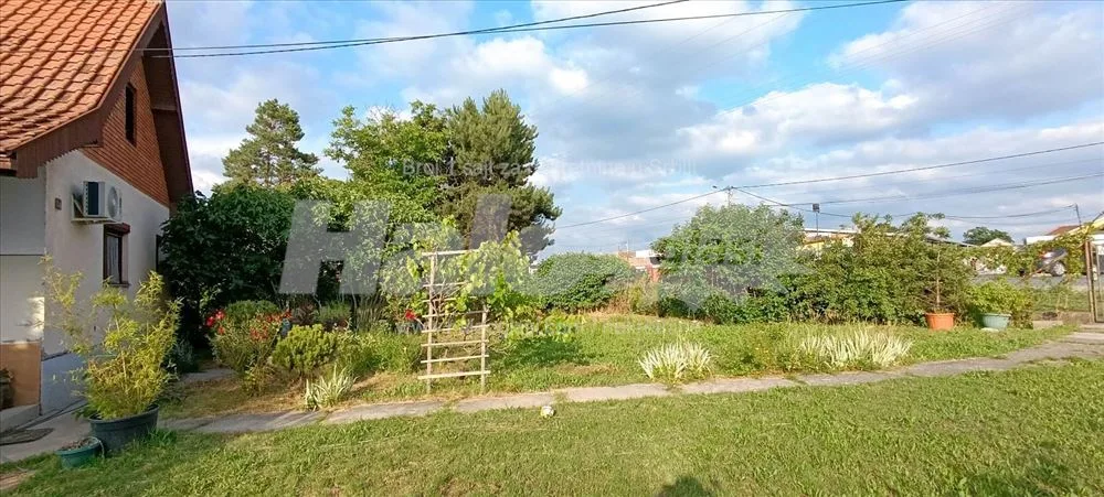 Kuća kod Obrenovca+20 ari placa+pomoćni objekti — 2