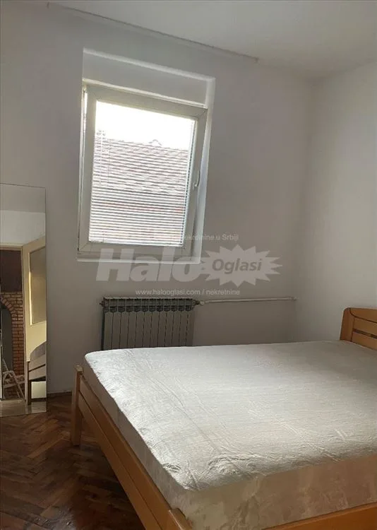 Kuća sa dva stana, Zemun — 14