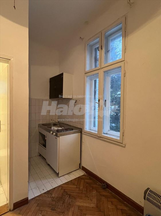 Kuća sa dvorištem u Profesorskoj Koloniji 50m2 — 6