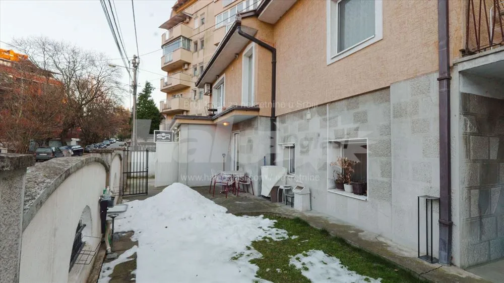 Kuća sa garažom 164m² (video tura u oglasu) — 5