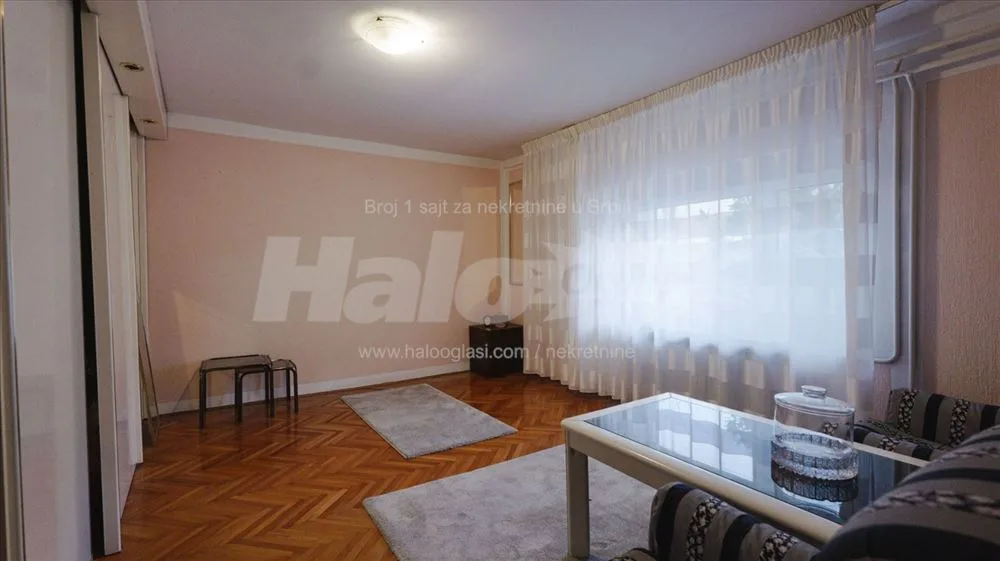 Kuća sa garažom 164m² (video tura u oglasu) — 10