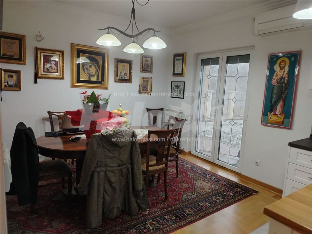 Kuća sa pogledom na Dunav — 5