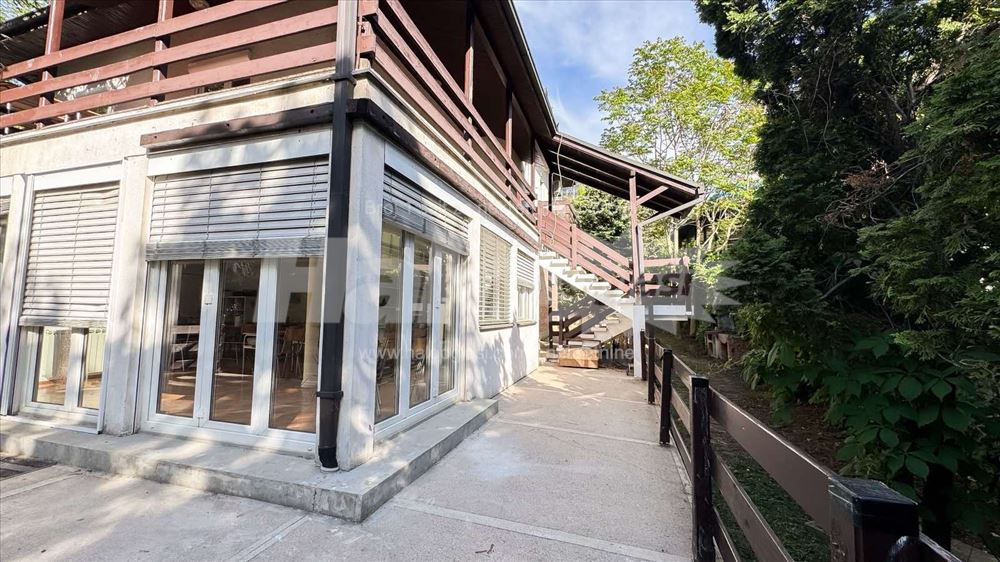 Kuća sa velikim dvorištem na Senjaku — 10