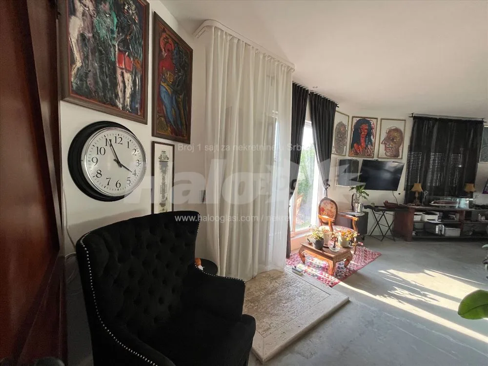 Kuća "The LOFT" 560 m2, na 30 ari placa — 6
